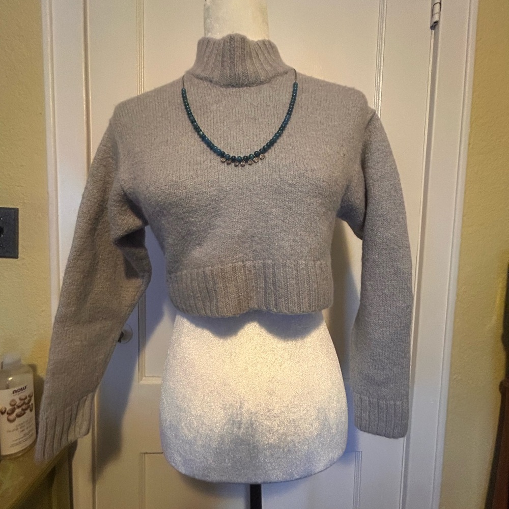 Cropped Wilfred 100% Merino Wool Sweater